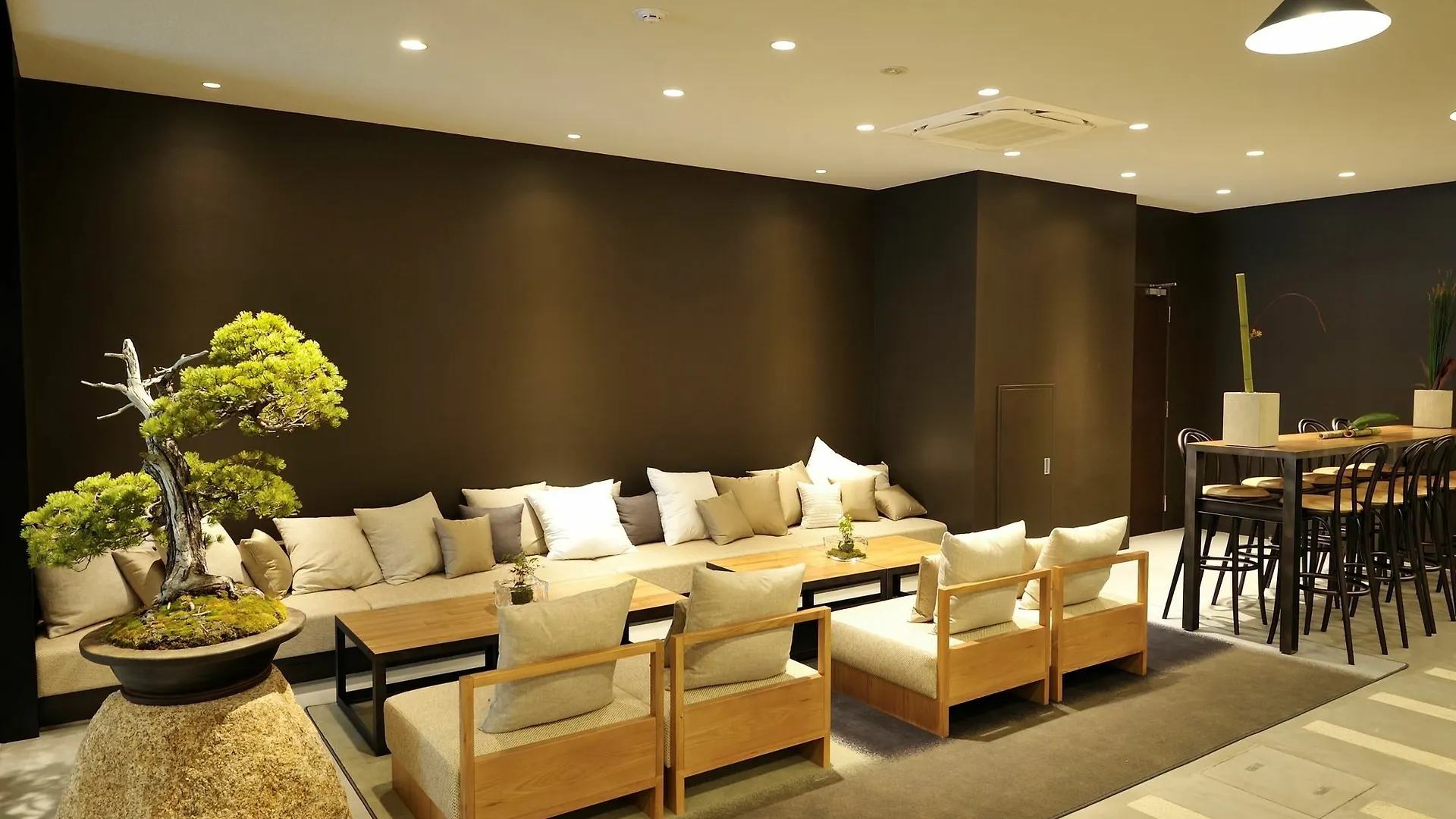 Hotel Androoms Osaka Hommachi