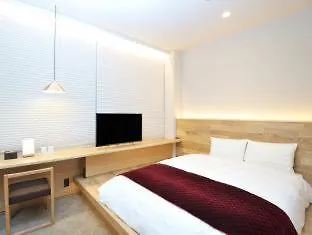 Hotel Androoms Osaka Hommachi