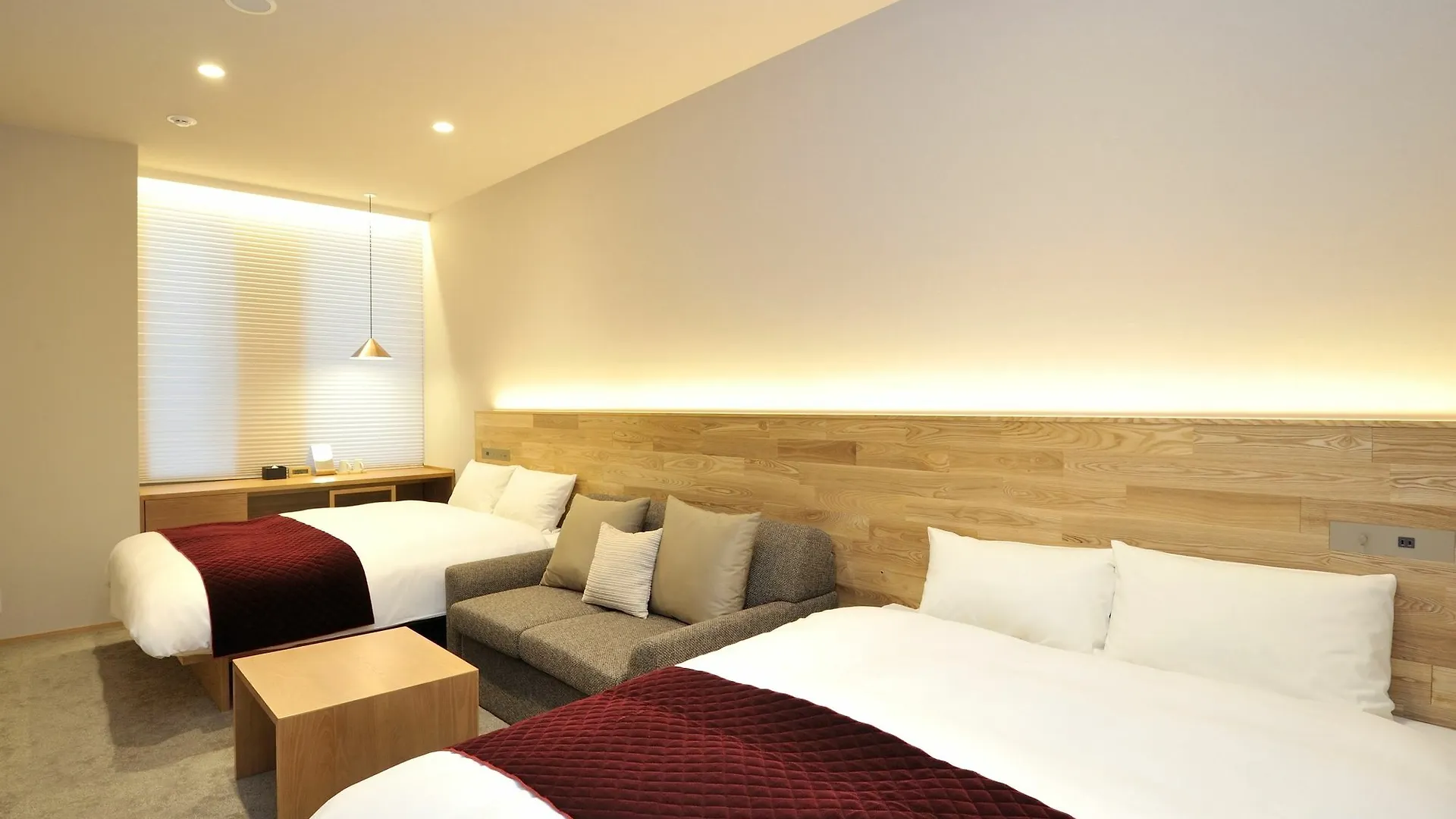Hotel Androoms Osaka Hommachi