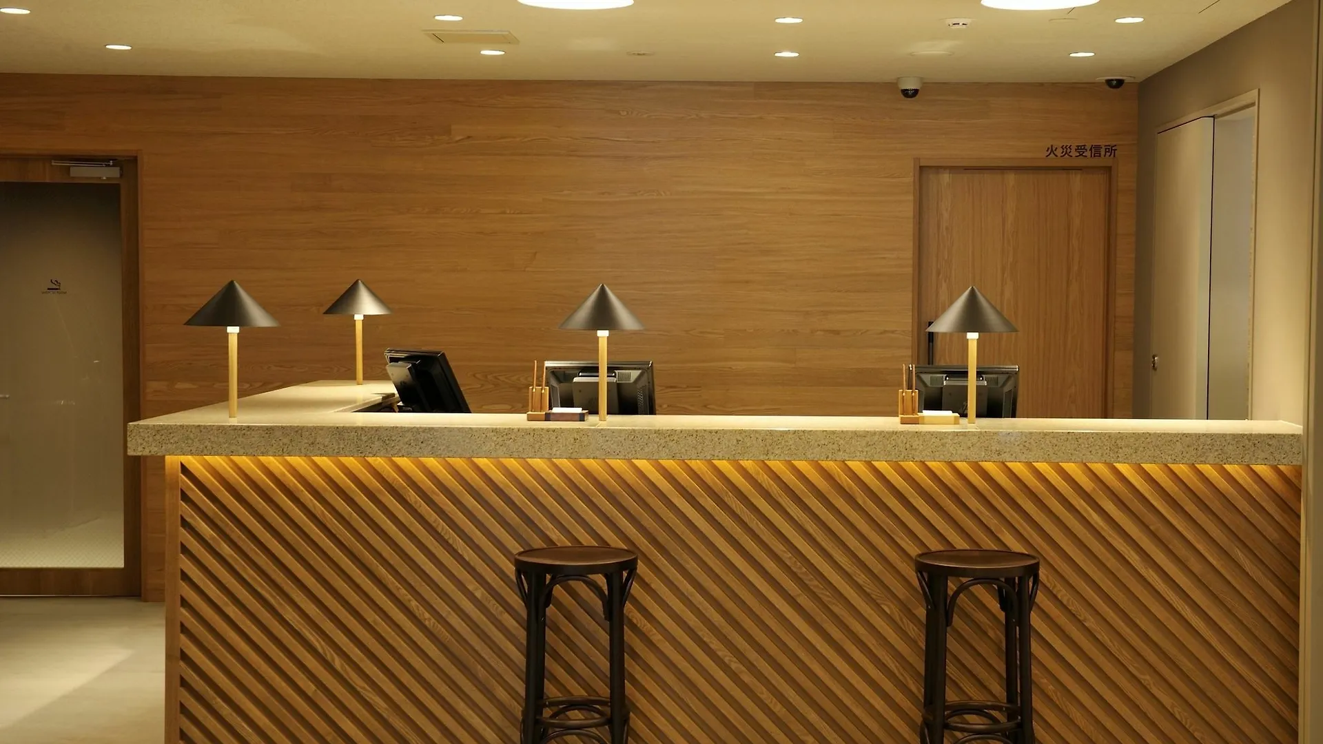 Hotel Androoms Osaka Hommachi 3*,